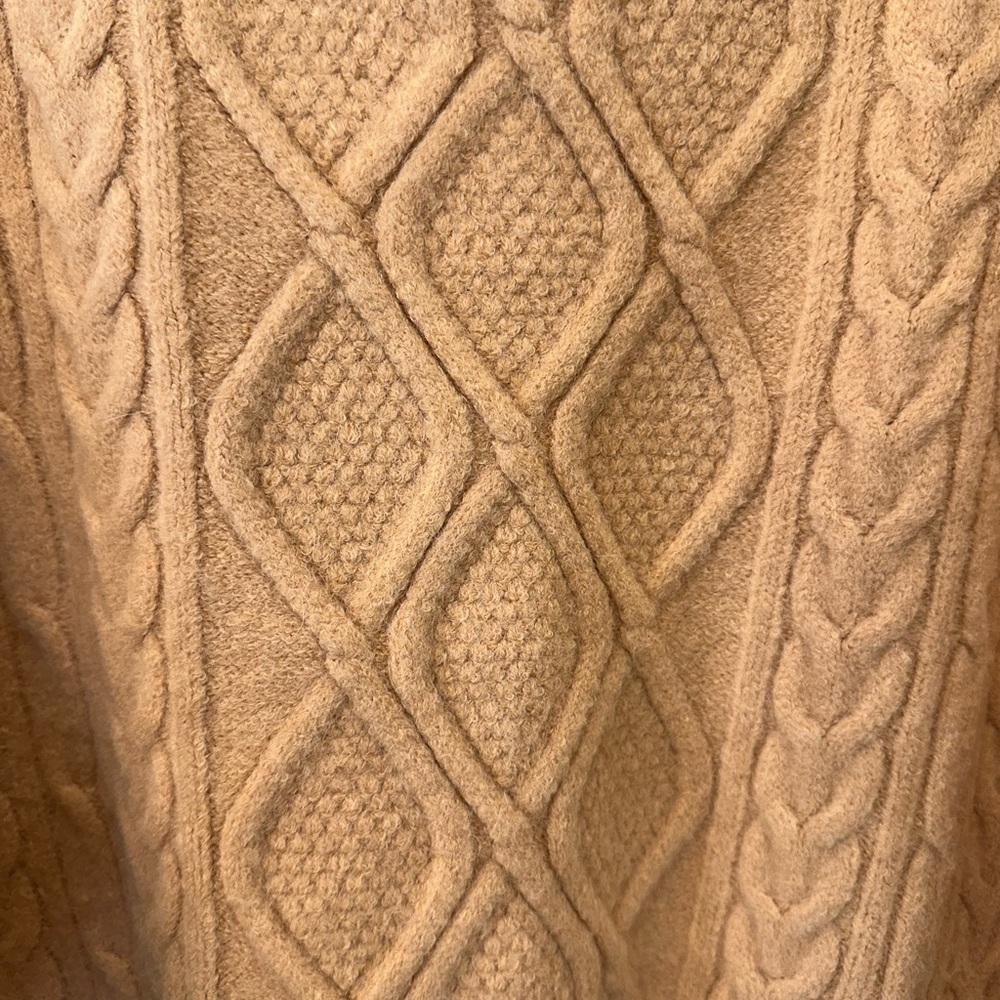 Aelfric Eden Cable Knit Sweater Camel Color Size Medium - Picture 3 of 6